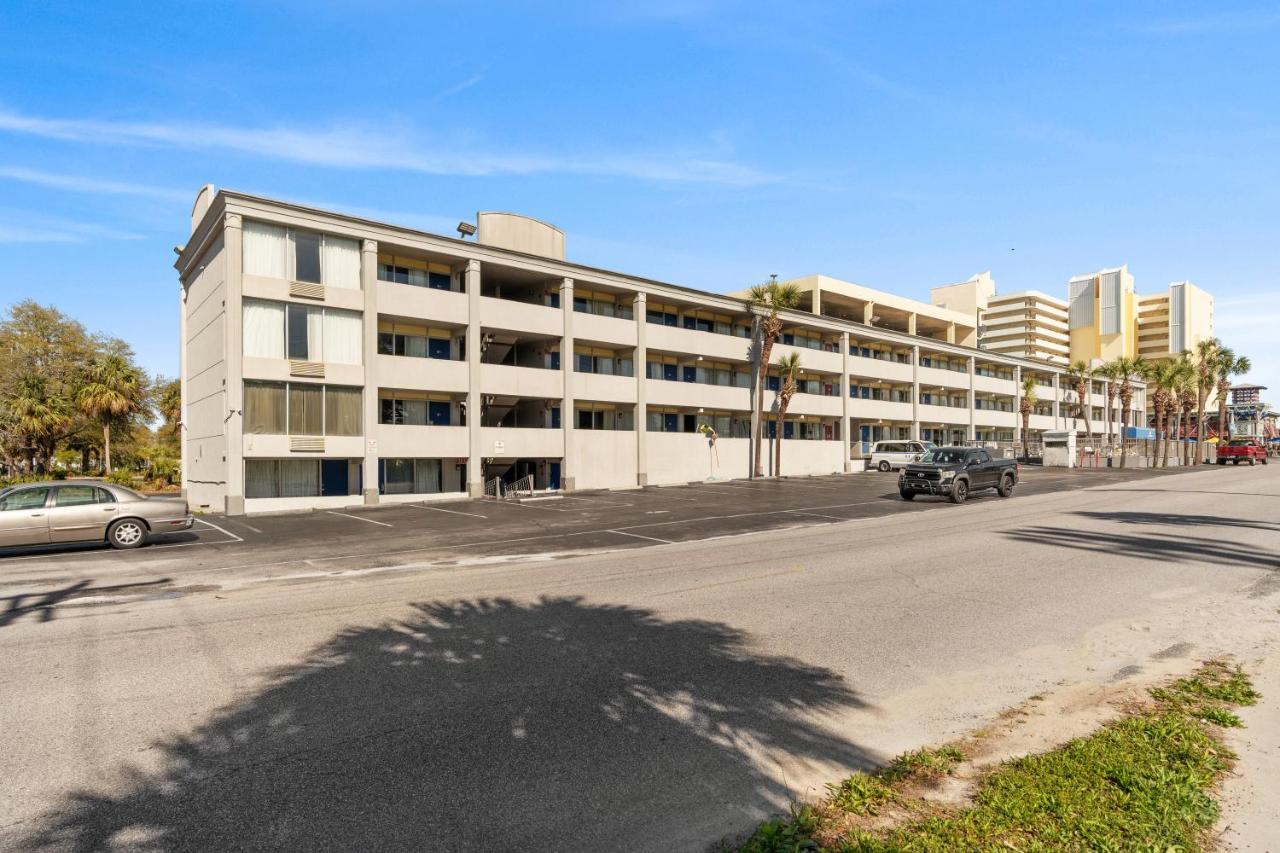 Days Inn By Wyndham Myrtle Beach-Grand Strand Exterior photo